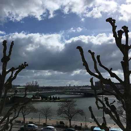 La Cathedrale - Vue Sur Seine Apartament