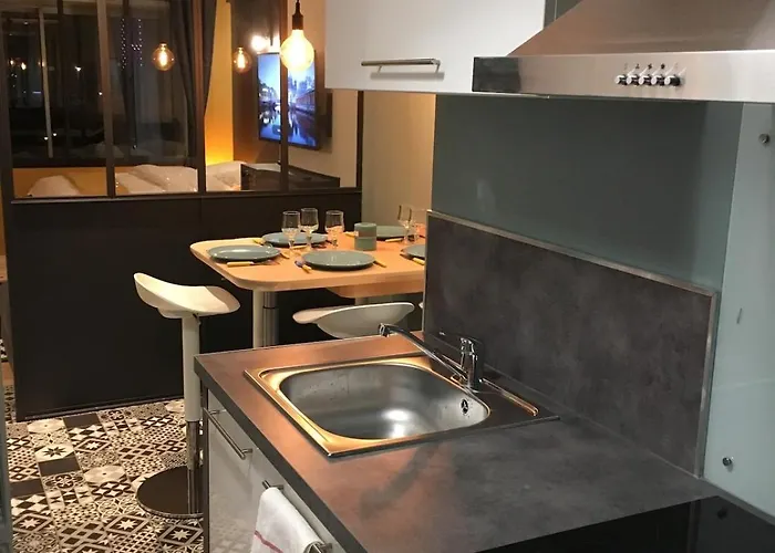 La Cathedrale - Vue Sur Seine Rouen